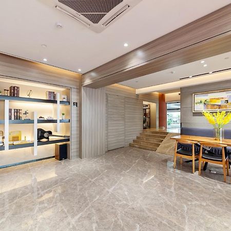 Starway Hotel Xiamen Bagian luar foto