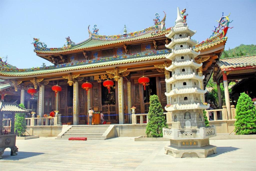 Starway Hotel Xiamen Bagian luar foto