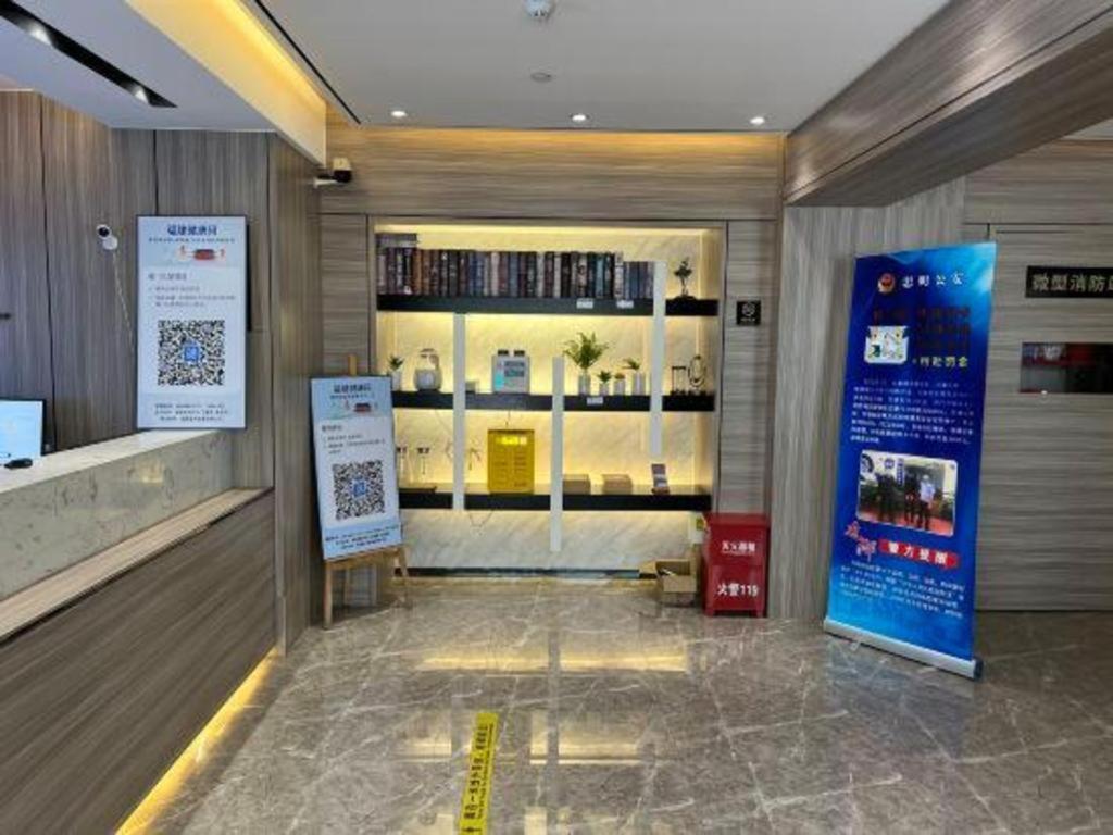 Starway Hotel Xiamen Bagian luar foto