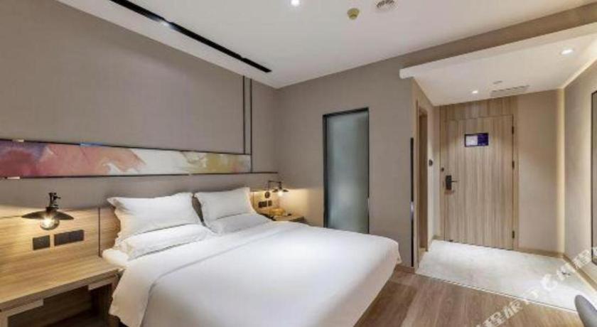 Starway Hotel Xiamen Bagian luar foto